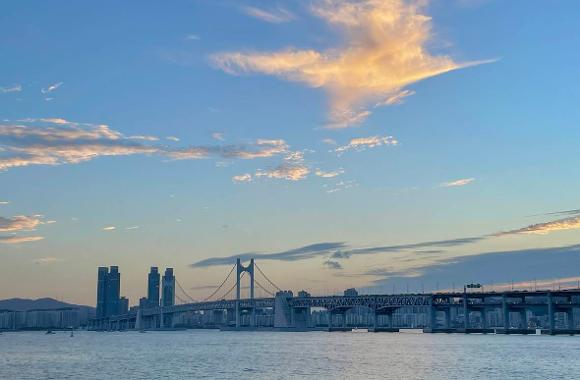 Gwangan Bridge seen from the Marine City side at dusk