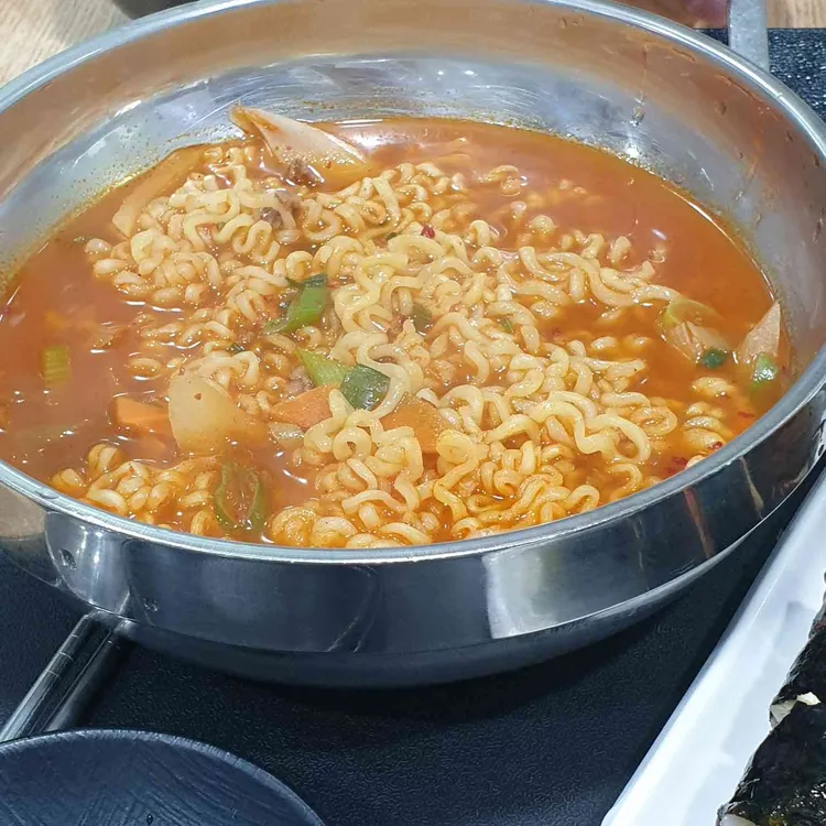 A bowl of ramyeon served at Dogil Gimbap in Centum City